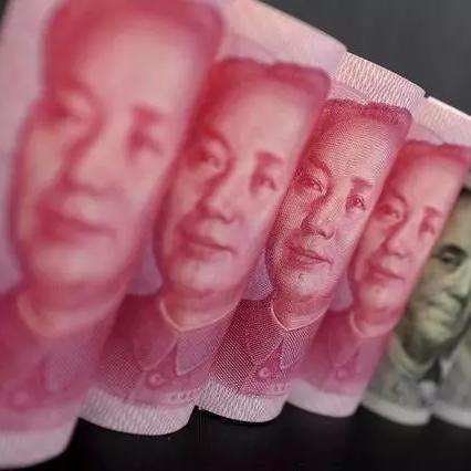 官方观点：2025新澳特今天的消息——量化模型迭代 vs 人工决策依赖