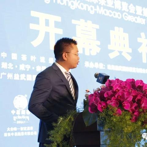 ＂新粤门六舍彩资料正版＂的：实用性解读策略_14-08-23-32-37-13 T：107.55