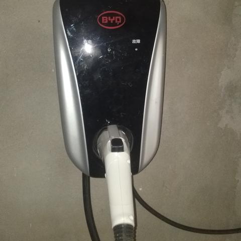 比亚迪宋EV300最新深度报道，消息揭秘